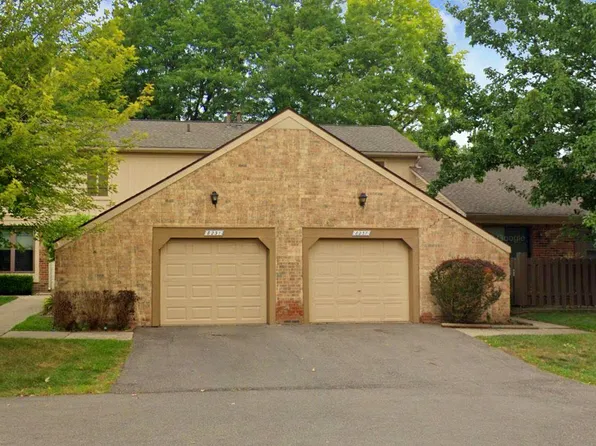 8201 Mulberry Ln, Warren, MI 48093