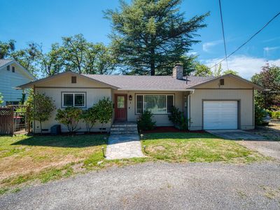2 S Barneburg Rd, Medford, OR, 97504