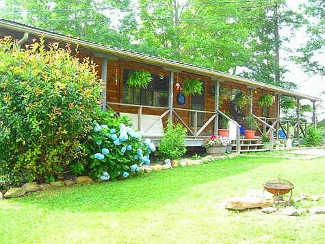 NICE 4BR/1BA HOME ON 19 ACRES!