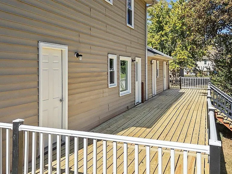 294 N Suber Rd — Photo 15