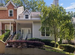 6 Forest Ridge Ct, Sandy Springs, GA 30350