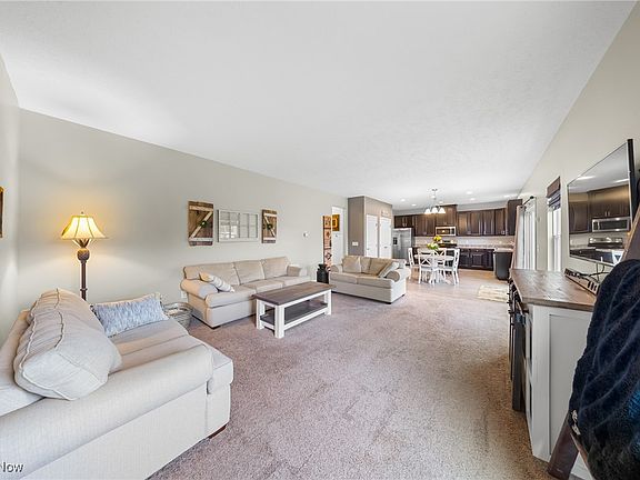 5th image of 6539 Stoneyridge Dr
