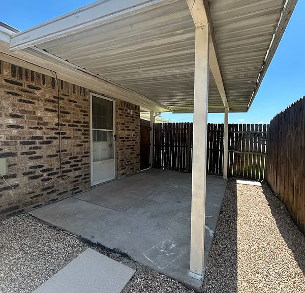 7503 April Ln #7503 — Photo 21