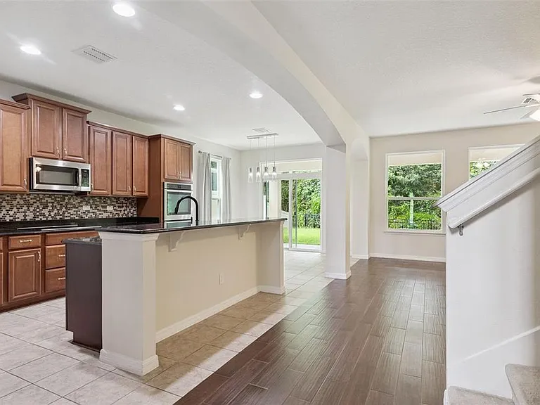 660 Fanning Dr — Photo 15