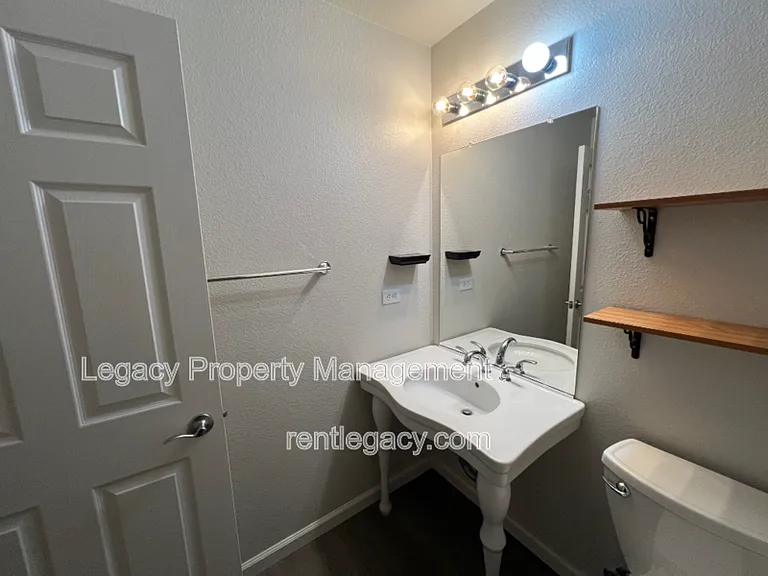 2157 Promise Way — Photo 10