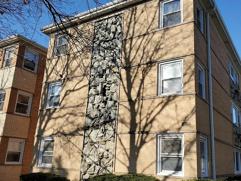 8634 W Berwyn Ave #S1 — Photo 17