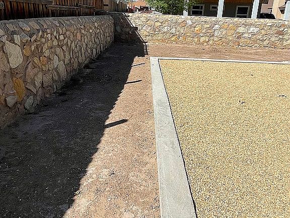 4th image of 10344 Valle Koki Dr