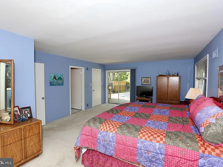 6900 Heatherhill Rd — Photo 19