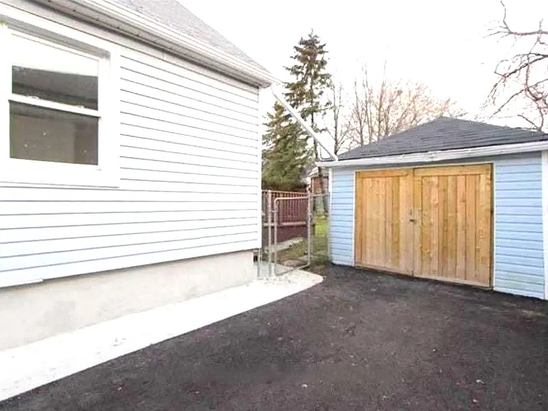 253 Sinclair Ave — Photo 25