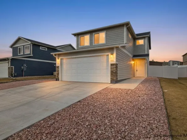 1548 Alyssaelaine Dr, Cheyenne, WY 82007