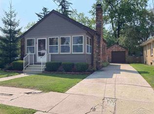 1413 Marquette St, Saginaw, MI 48602