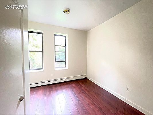 1st image of 818 Macon St APT 1L