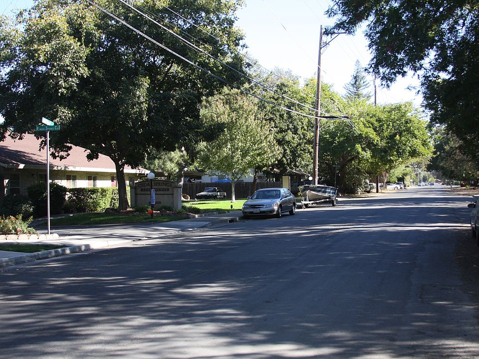 2nd image of 2943 Burnap Ave