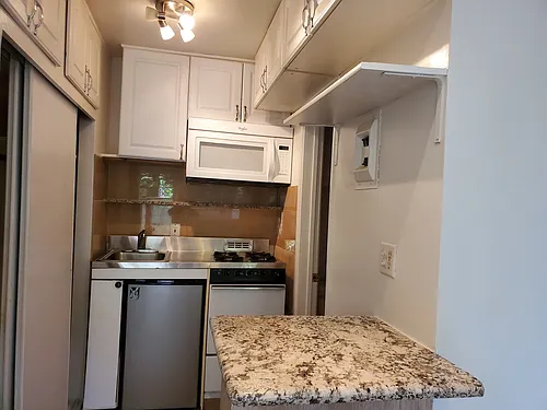 616 Broadway St #7 Photo 1