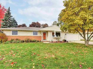 2160 S Oneida St, Green Bay, WI 54304