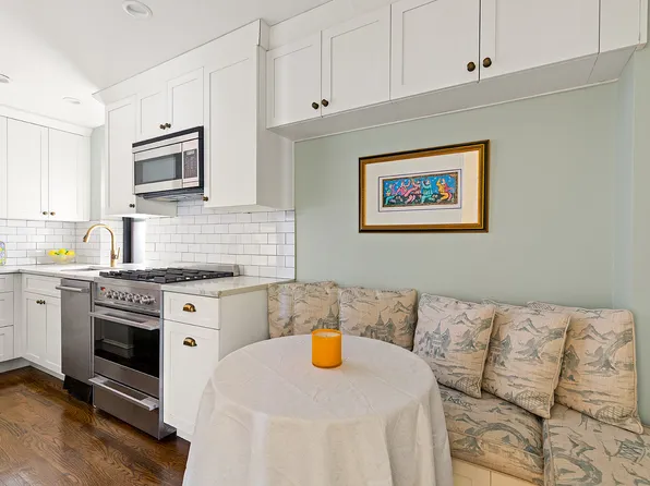 70 East 96th Street image 3 of 6