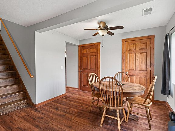 5th image of 508 River Rd W
