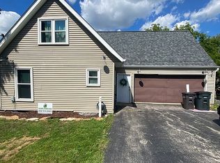 N26W27192 Prospect Ave, Pewaukee, WI 53072