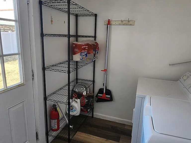108 E Pacific Ave #2 — Photo 3