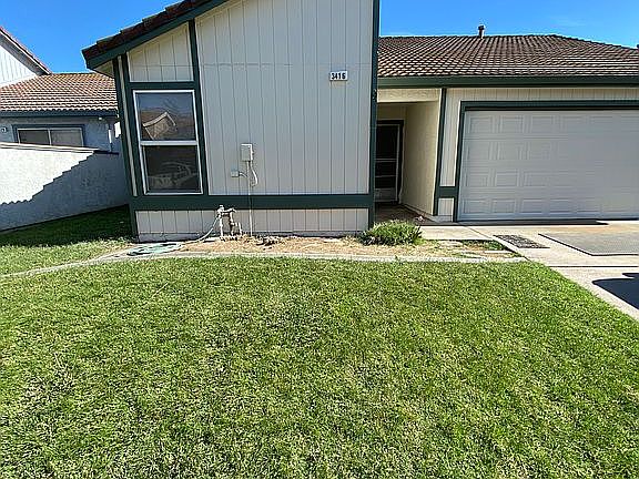 2nd image of 3416 Suffolk Dr