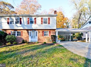 707 Calvert Ln, Fort Washington, MD 20744