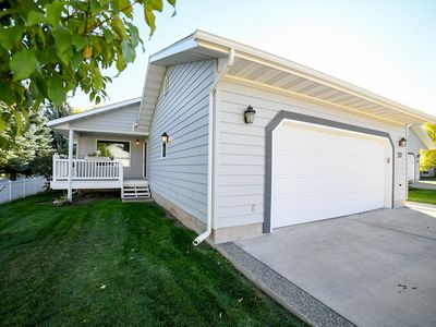 3337 Wild Rose Ln, Great Falls, MT, 59401