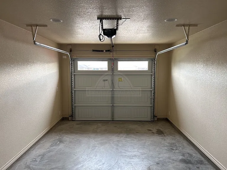 5910 Cordillera Dr — Photo 22