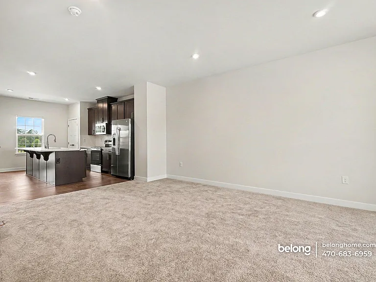 3020 Zuma St — Photo 10