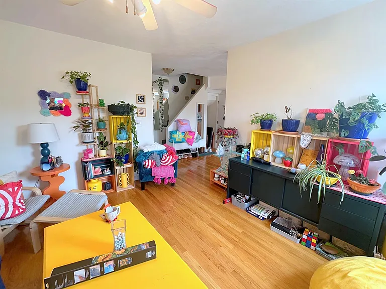 286 Salem St — Photo 5