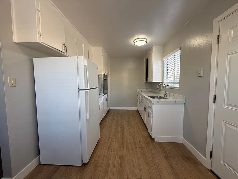 Delbert Way 919 — Photo 2