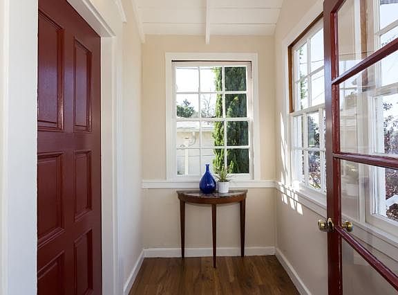 2nd image of 6020 Leona St
