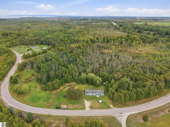 4358 Witmere Rd #131-S, Charlevoix, MI 49720
