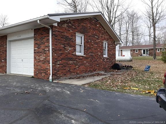 5th image of 4260 E Valley Ct