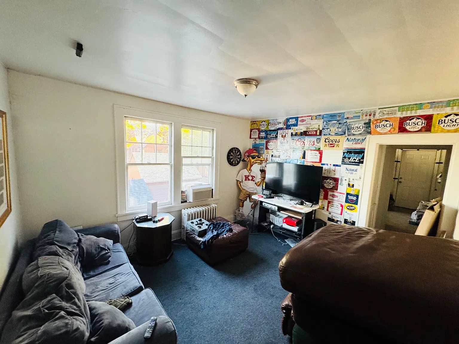 5 bed, 2.5 bath, $6,850 — Photo 3