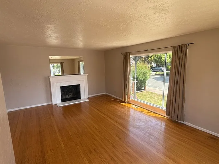 5925 San Jose Ave — Photo 6