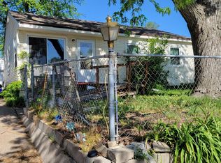 510 N 39th St, Council Bluffs, IA 51501