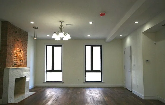 Rented by Elite NY Holdings | media 7