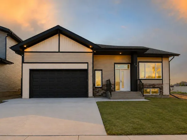 17 Tranter St, Red Deer, AB T4P 0Y9