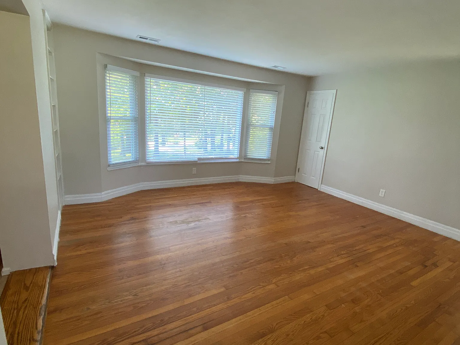 5466 Keller Rd — Photo 2