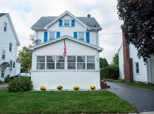 127 W Spruce St, East Rochester, NY 14445