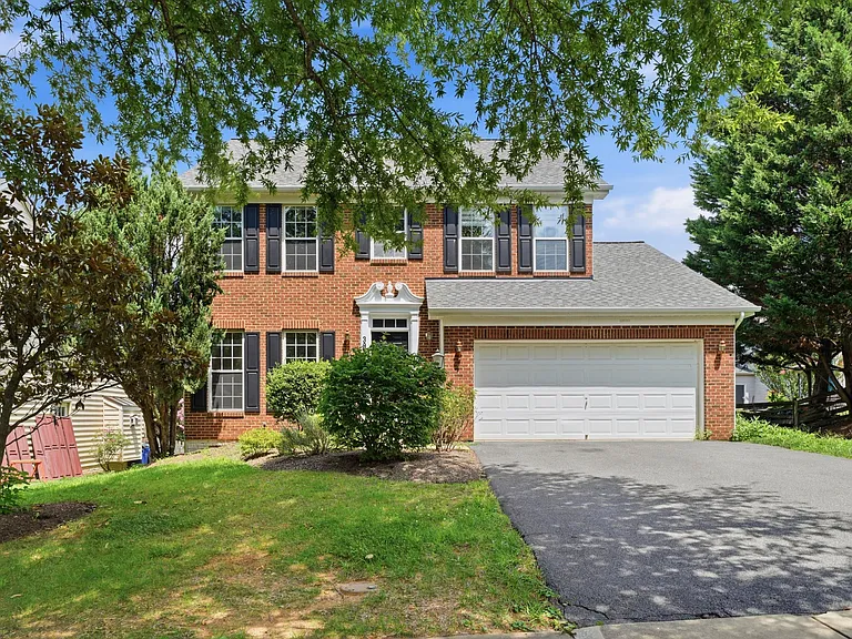 3962 Triton St — Photo 2