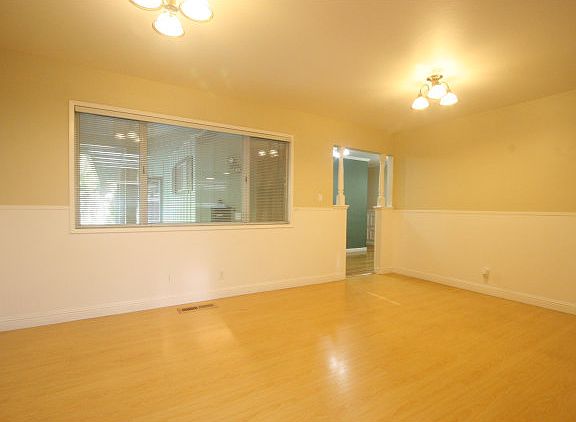 5th image of 3460 Yuba Ave