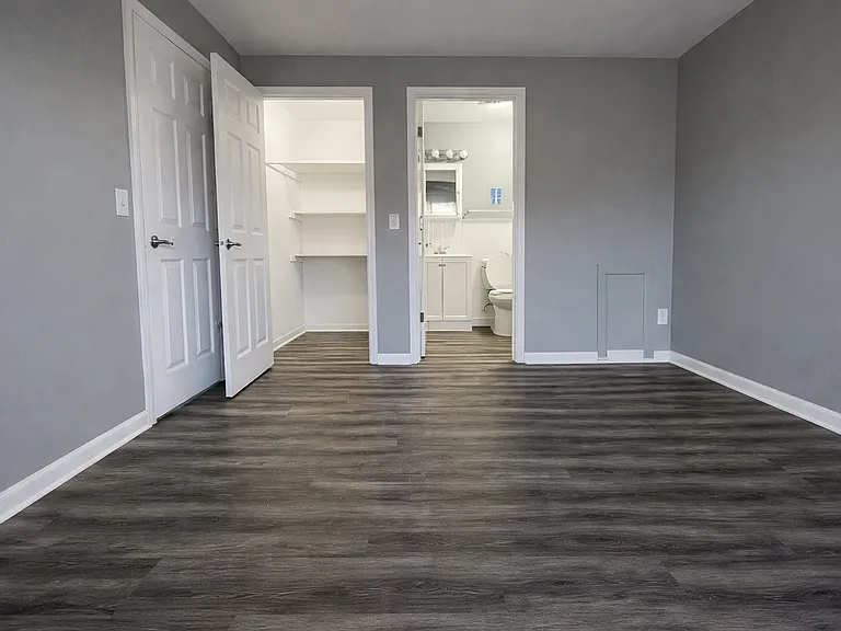 300 Forest Park Dr #104 — Photo 8