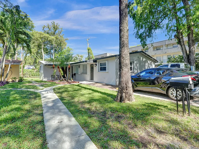 4240 NW 21st Ave #2 — Photo 12