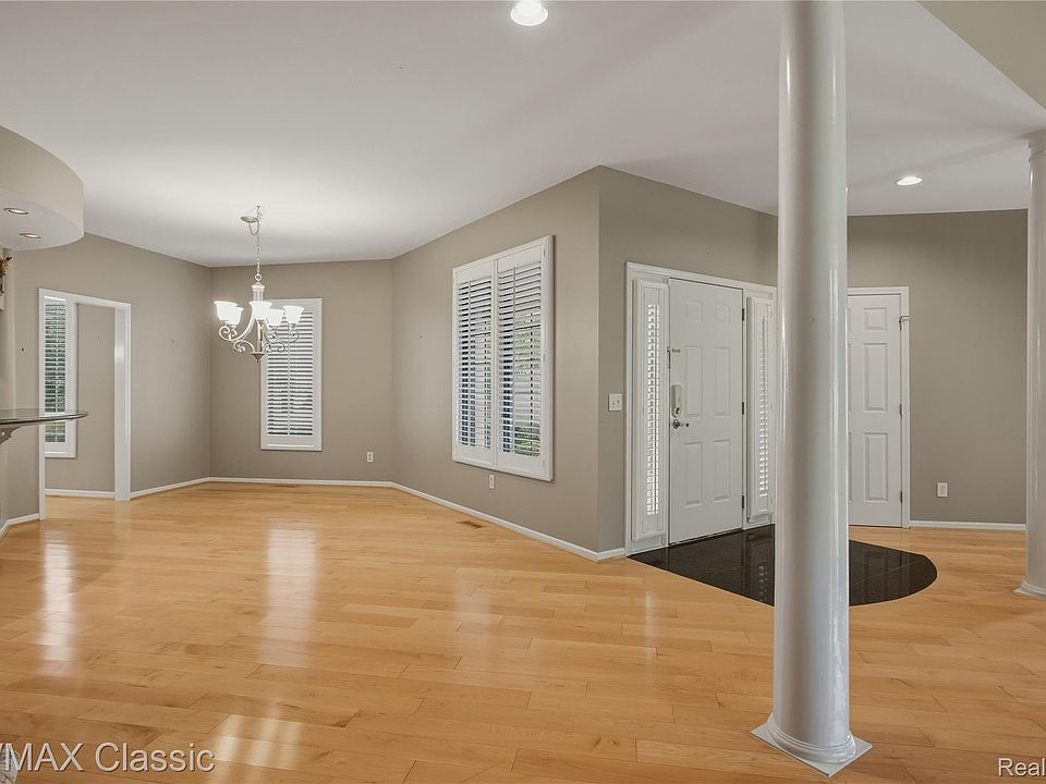 619 Windsor Run, photo 23