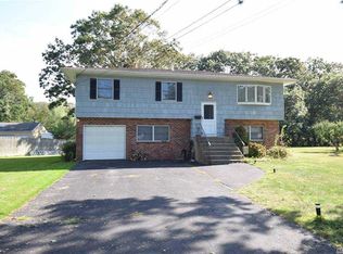 329 Brookville Ave, Islip, NY 11751