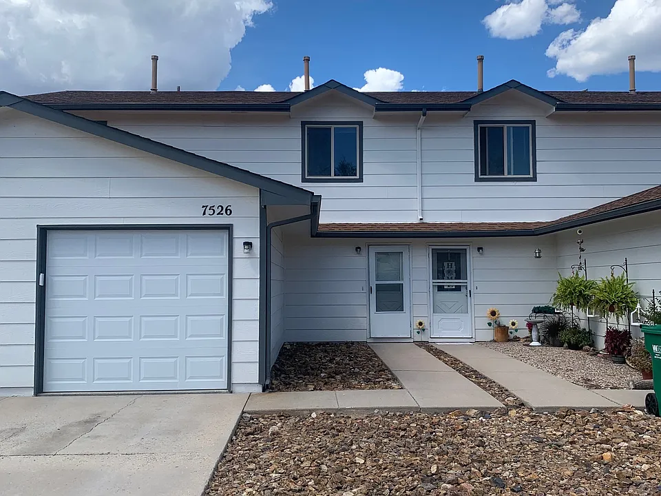 7526 Banner Ct