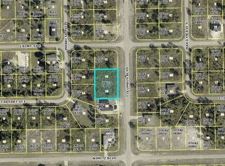 952 Columbus Blvd S, Lehigh Acres, FL 33974