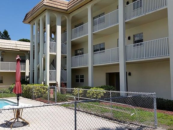 5th image of 3850 13th Ave N APT 214
