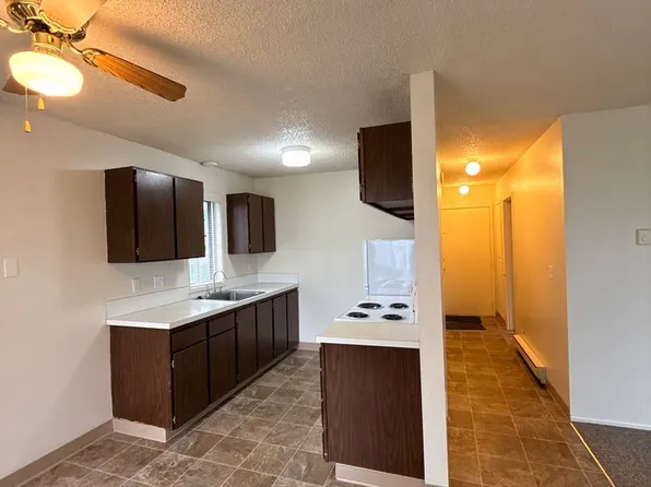 Sunnyside Village Apartments